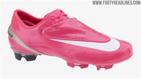 Rosa Fußballschuhe 